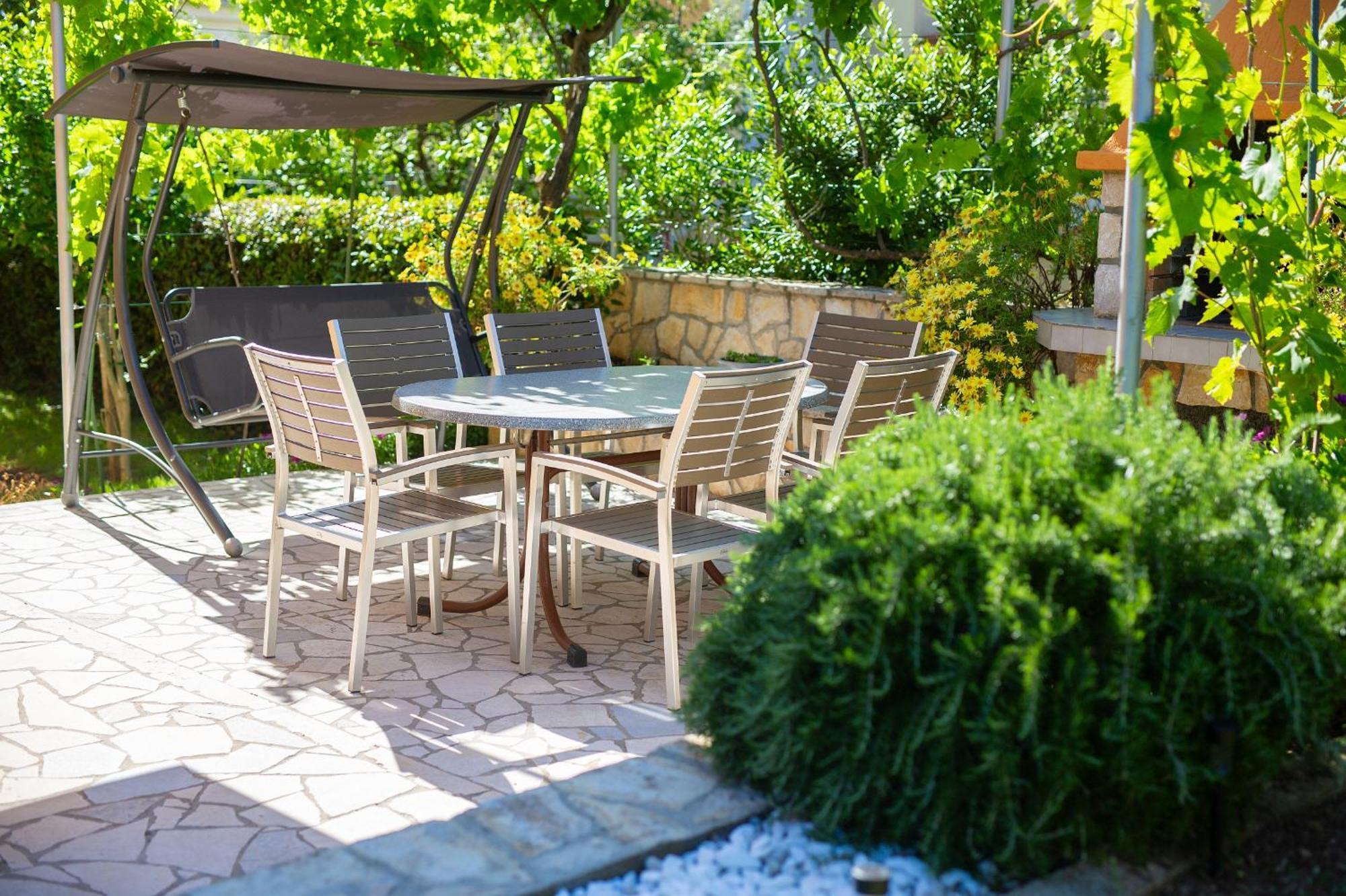 Apartment Bazina - Airconditioning, Parking, 500M From The Beach Крк Экстерьер фото